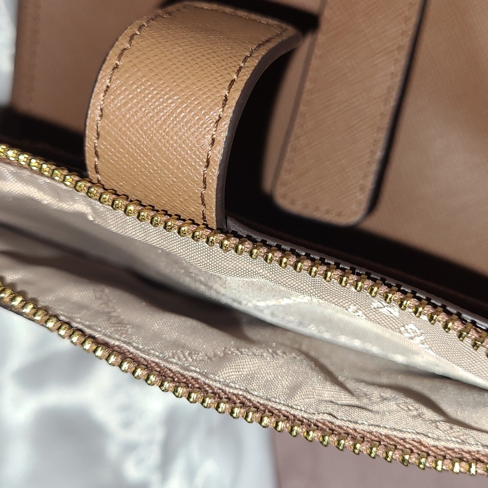 Michael Kors Brown Wristlet Clutch - Picture 10 of 13